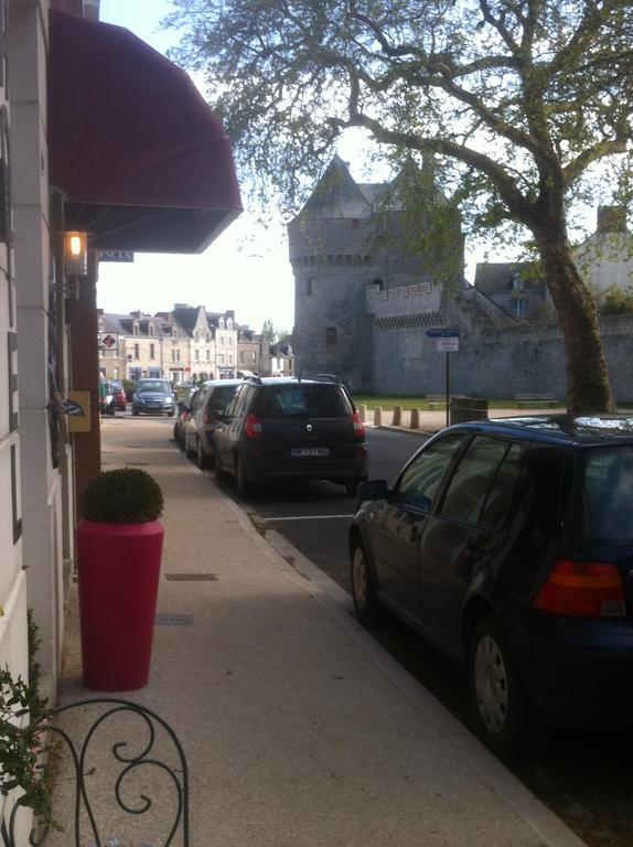 Hotel Les Remp'Arts Guérande Exterior foto